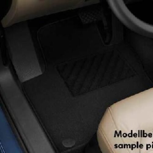 Touran [5TA] Carpet Mat Set