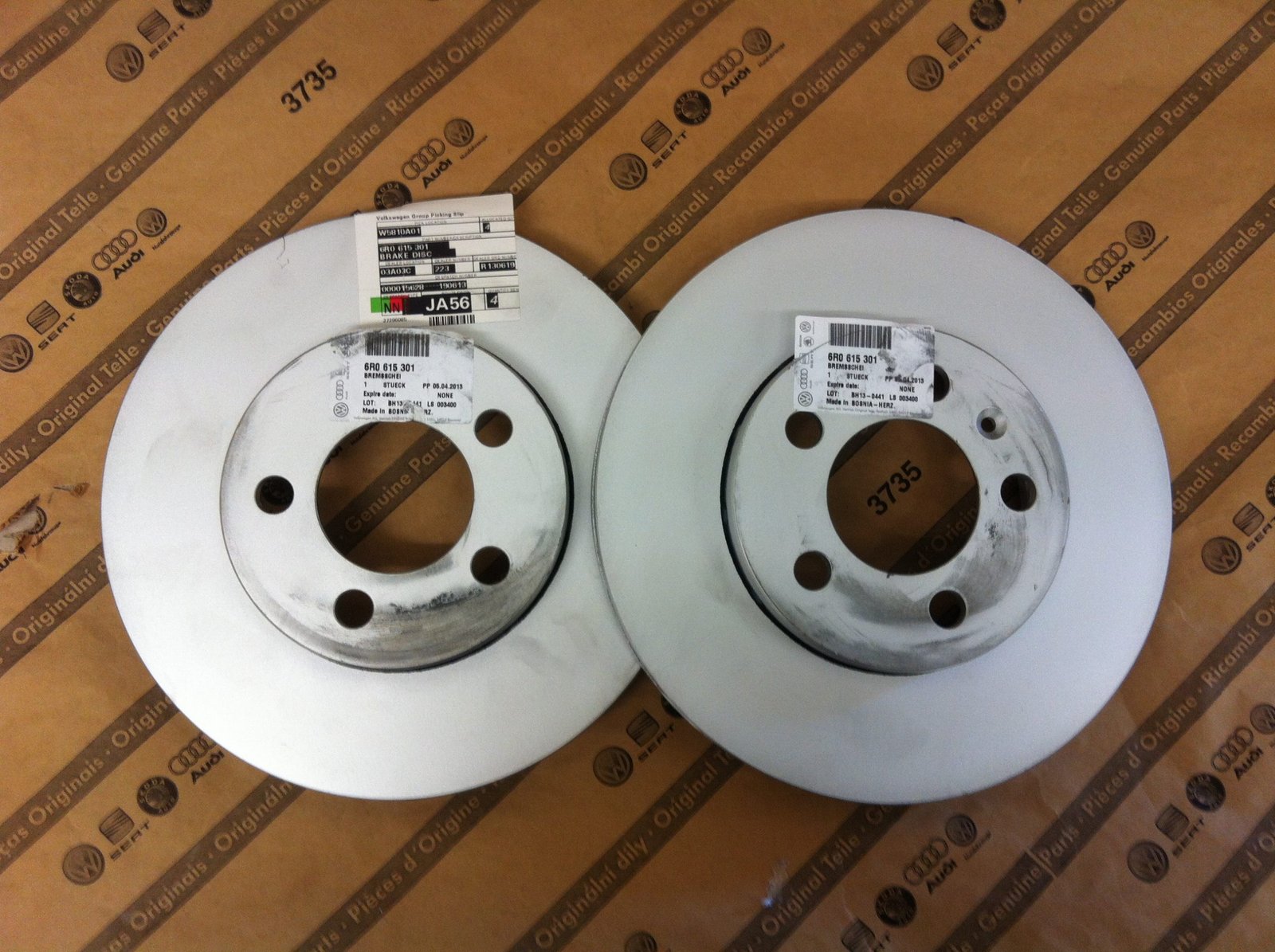 Front Brake Discs – 6R0615301C